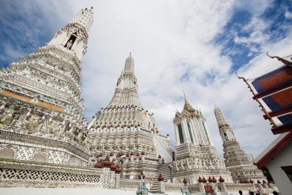 du lịch Thái Lan chùa Bình Minh (Wat Arun)